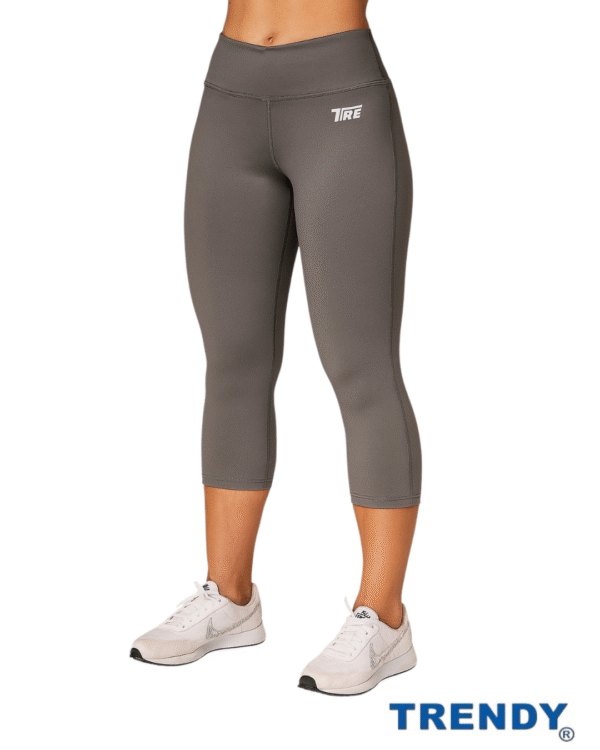 TRE Women's 3/4 Athleisure Pants – Flexible, Comfortable, and Stylish Workout Wear - Image 5